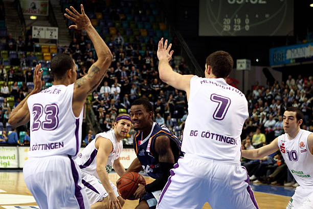 他们吸引了 他们吸引了