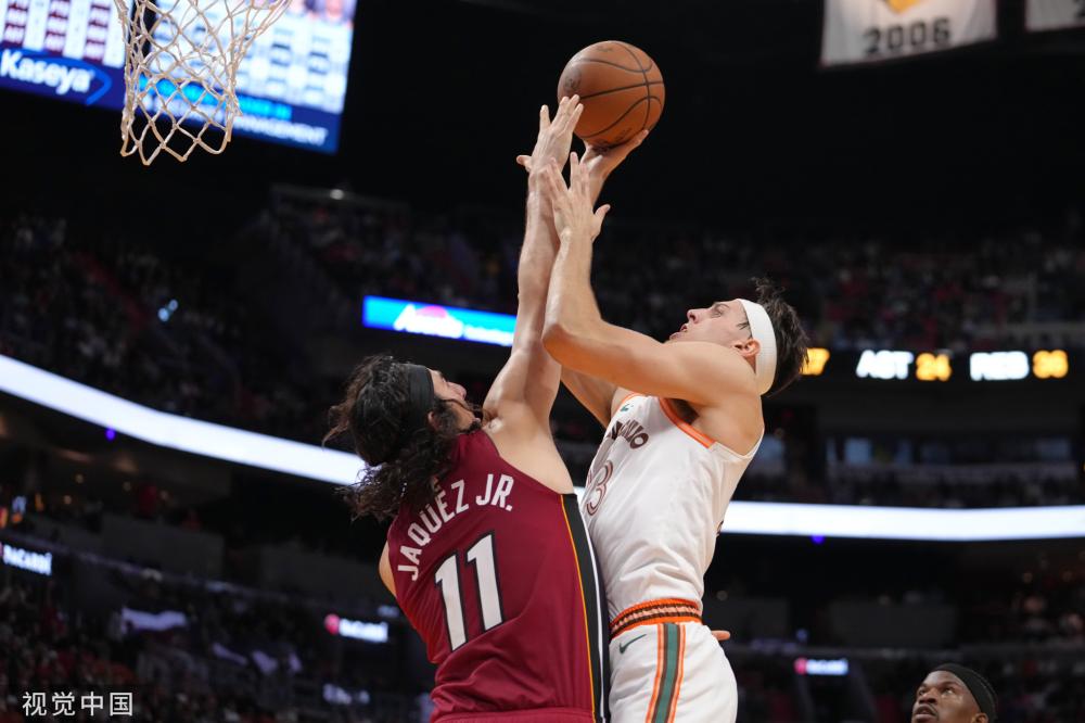 业生涯的轨 业生涯的轨