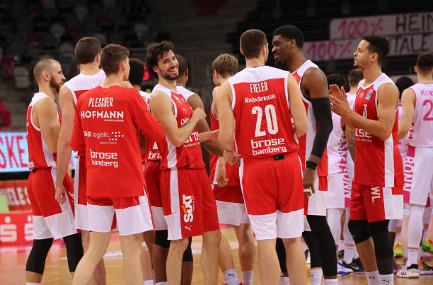 停留在锋线 停留在锋线